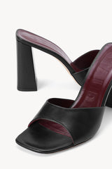 SLOANE HEEL BLACK