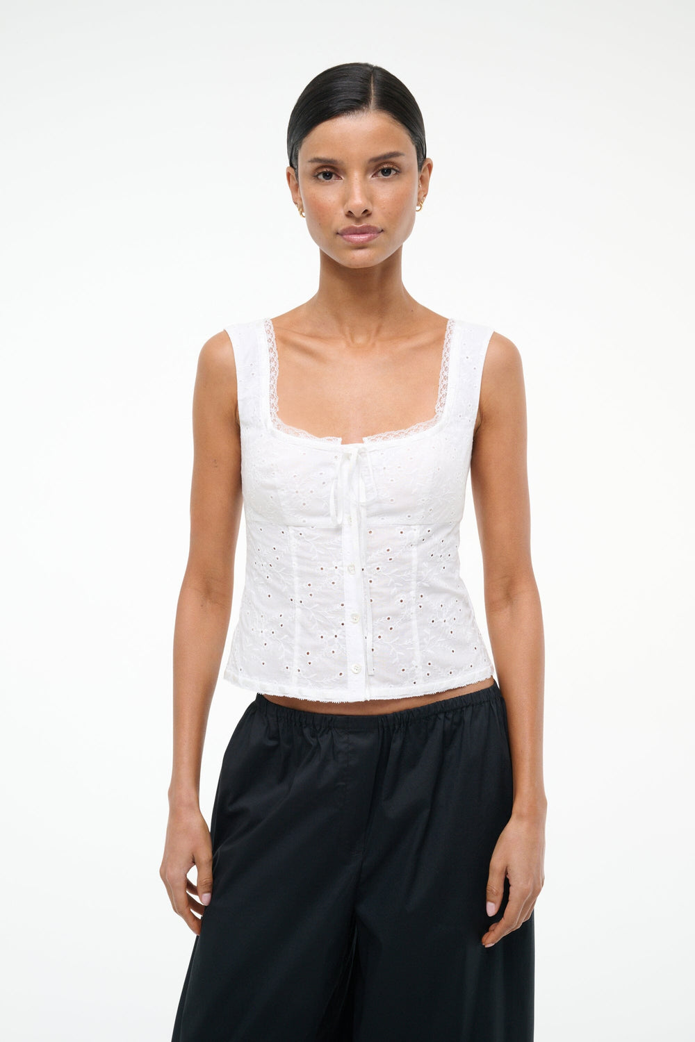 LOU TOP WHITE EYELET