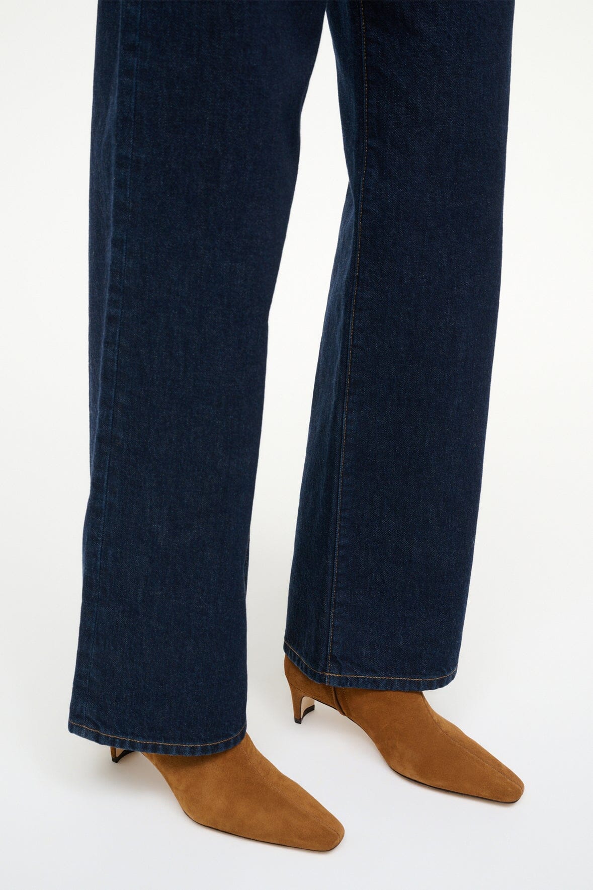 WALLY ANKLE BOOT TAN SUEDE
