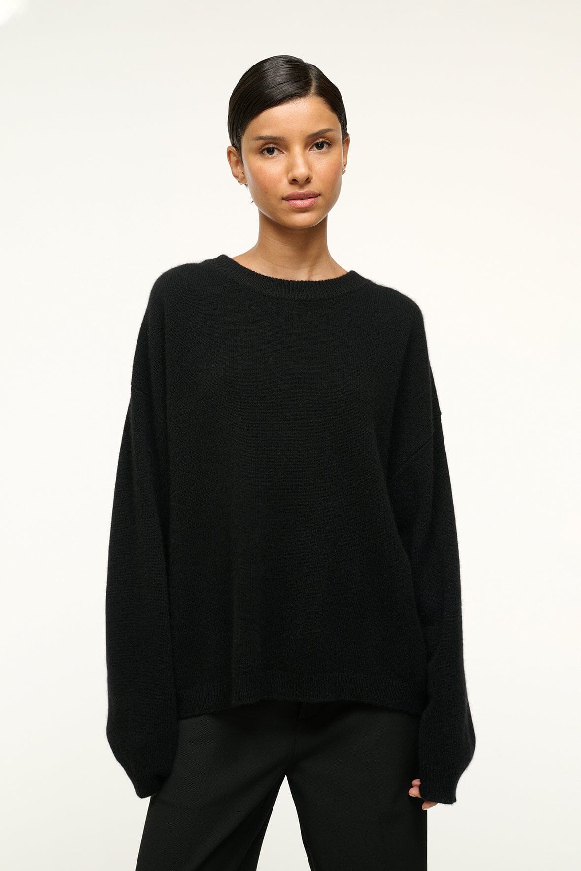 SERRANO CASHMERE RELAXED CREW BLACK