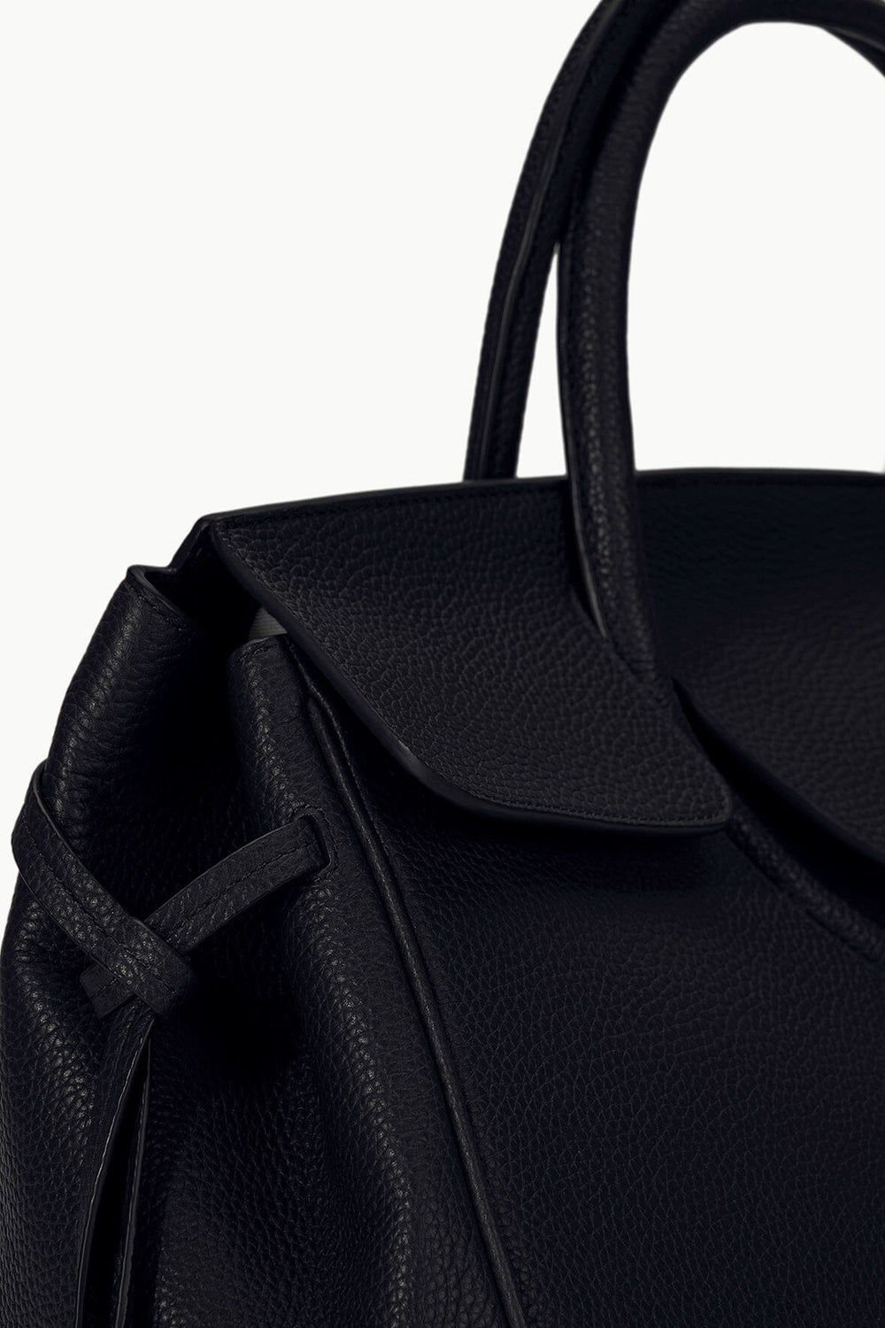 MAUDE CARRYALL BLACK