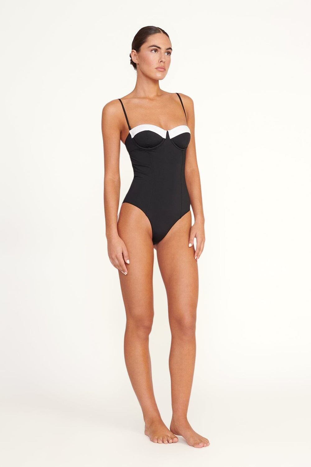 MAEVE ONE PIECE BLACK/WHITE 1