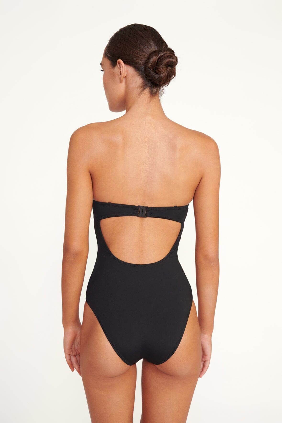 MAEVE ONE PIECE BLACK/WHITE 1