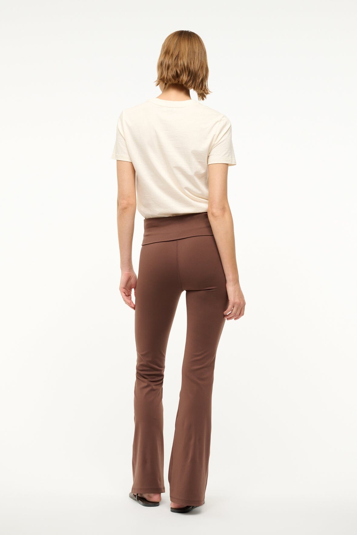 STRIDE PANT DARK OAK