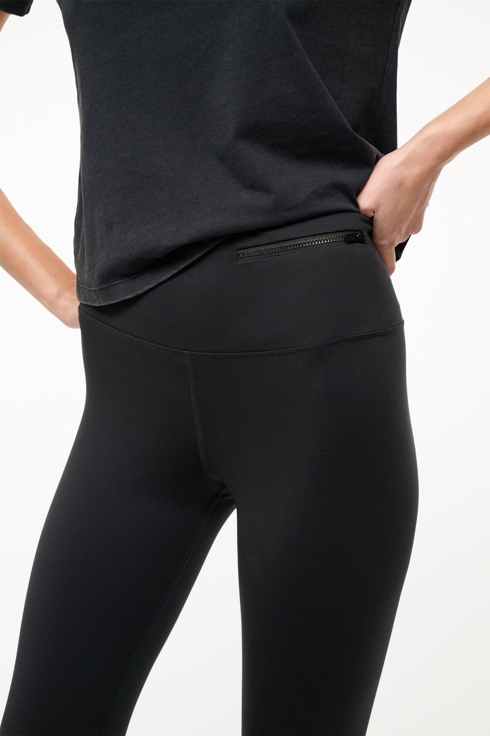 TREAD CAPRI BLACK