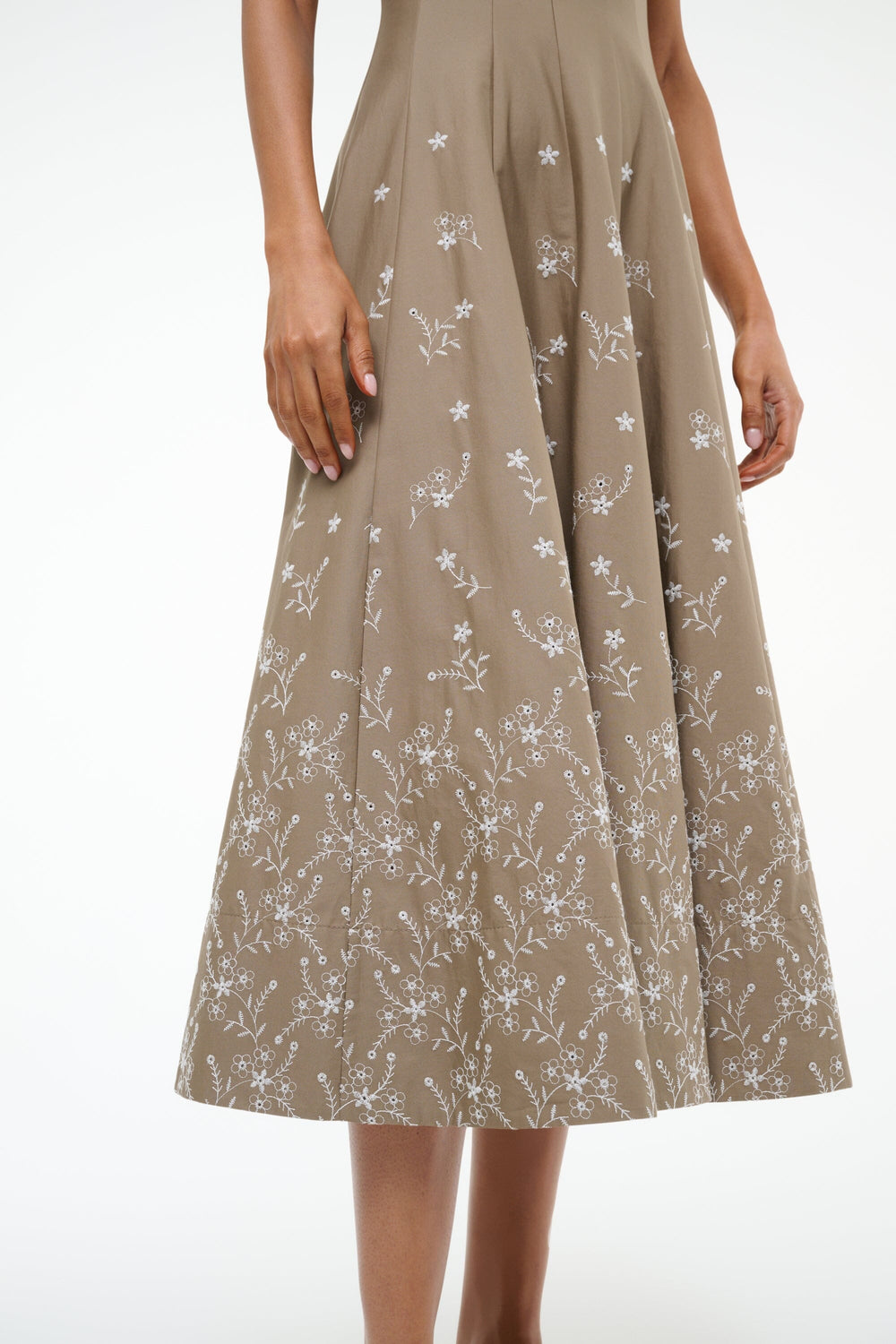 WELLS DRESS TAUPE EMBROIDERY
