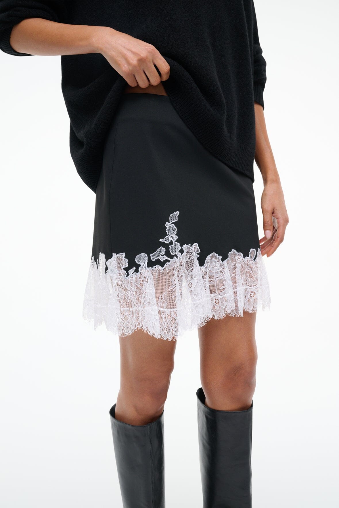 NADIA MINI SKIRT BLACK