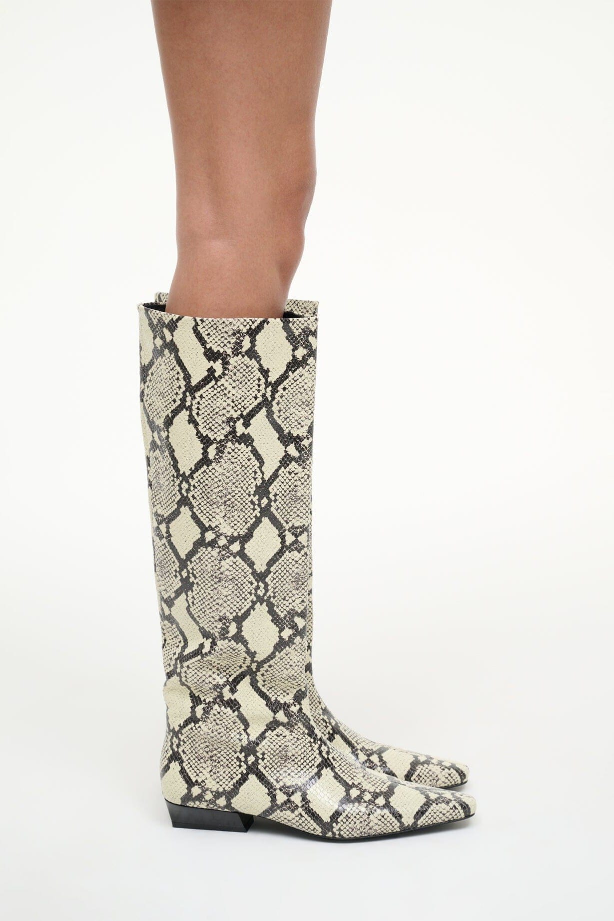 WALLY FLAT BOOT WHITE SNAKE