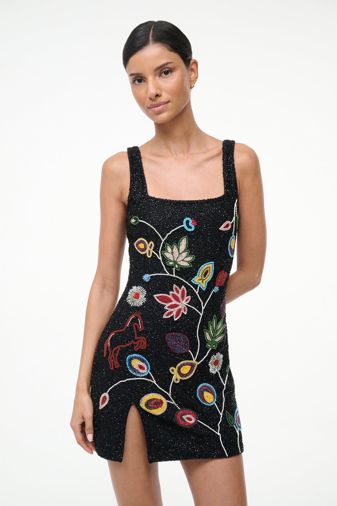 LE SABLE DRESS TAPESTRY