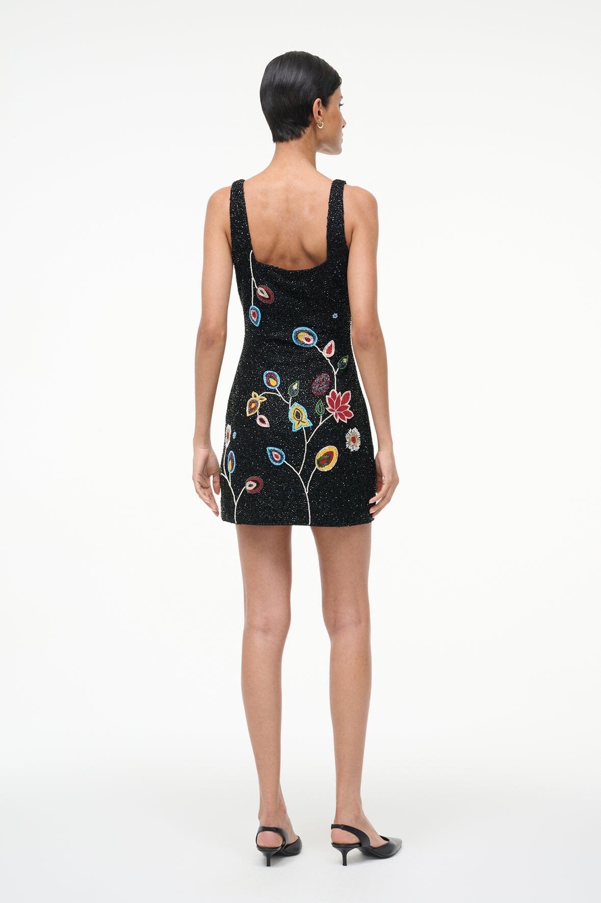 LE SABLE DRESS TAPESTRY