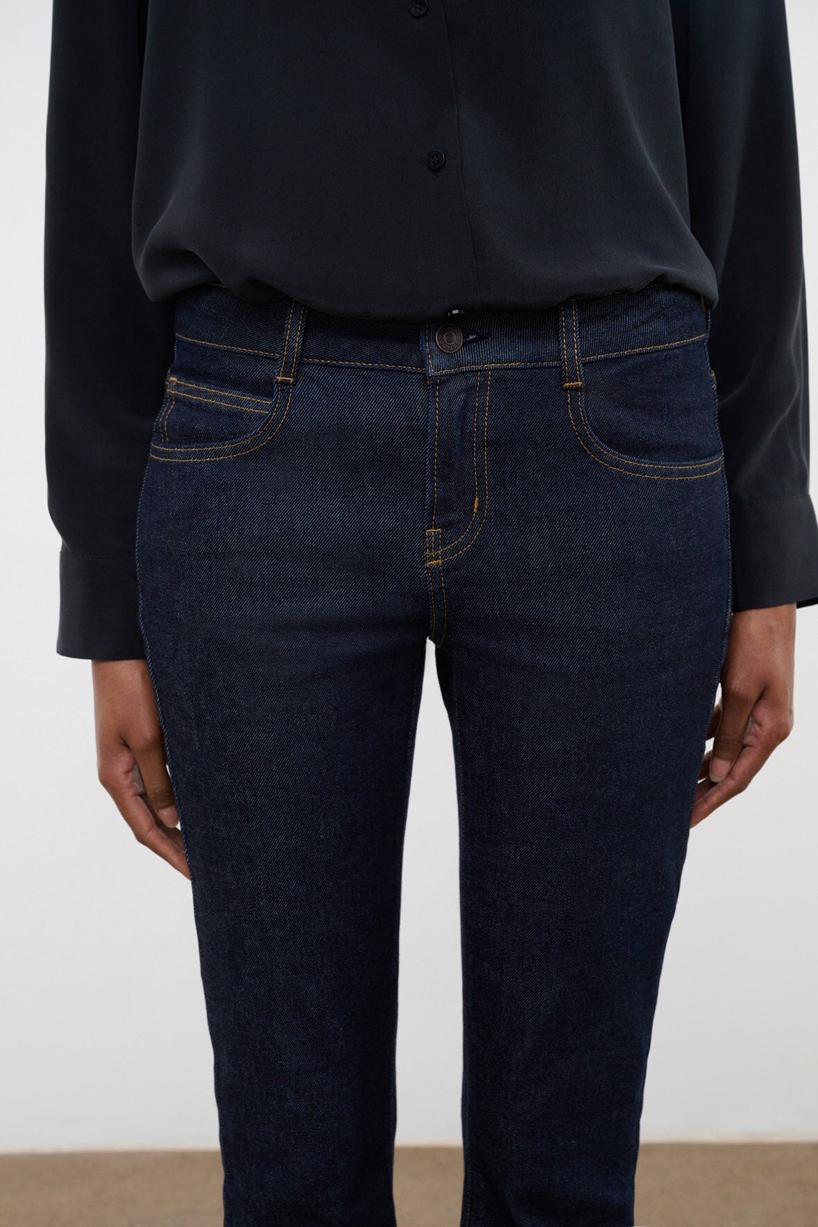 KYLE STRETCH FLARE JEAN INDIGO