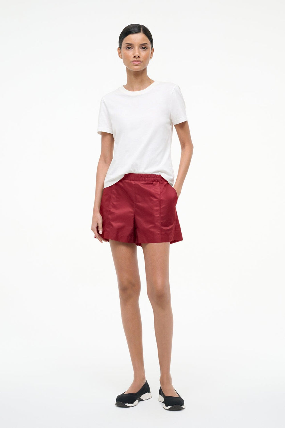 TAURUS SHORT DEEP RED