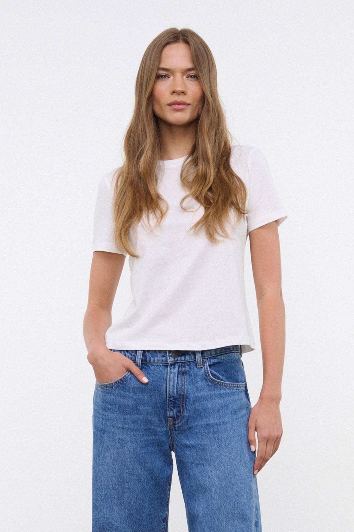 CREW NECK T SHIRT WHITE